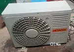 DAIKIN SPILT AC NON INVERTER, AND HITACHI 2-3YEARS OLD