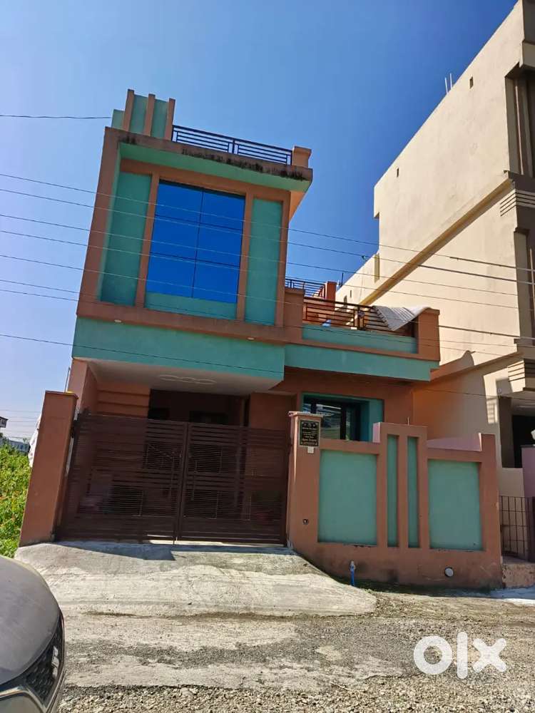 “Spacious 3200 Sqft Home Near Highway, Kaladhungi Road – North Facing”