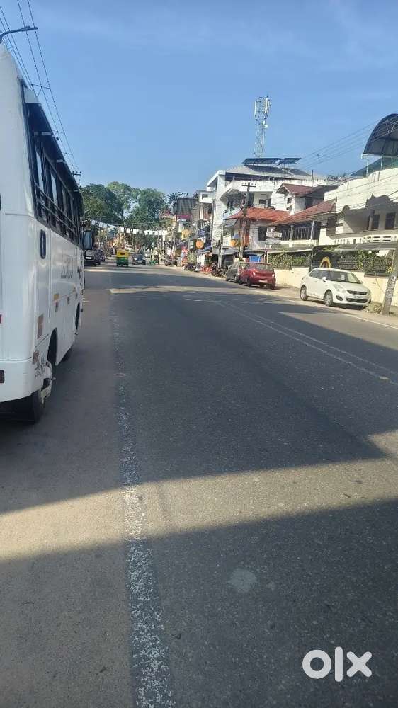 ULOOR AAKKULAM MAIN   ROAD NEW CONSTRUCTION 800SQ GROUND FLOOR SPACE