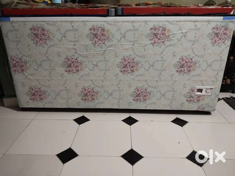 Dep freezer for urgent sell