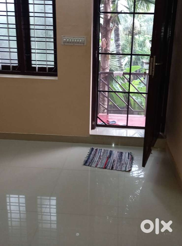 GROUND FLOOR HOUSE FOR RENT IN KAMALESHWARAM