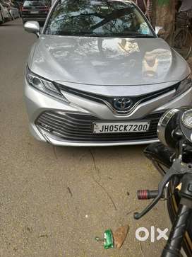 Toyota Camry 2019 Petrol Well Maintained
