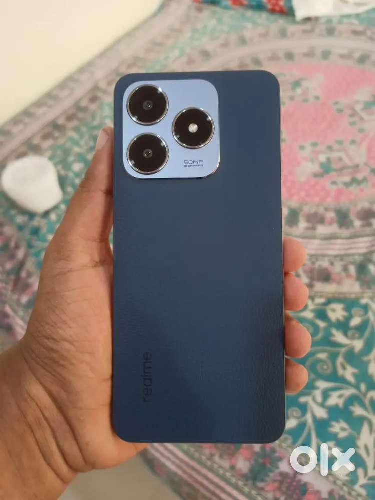 Realme C63