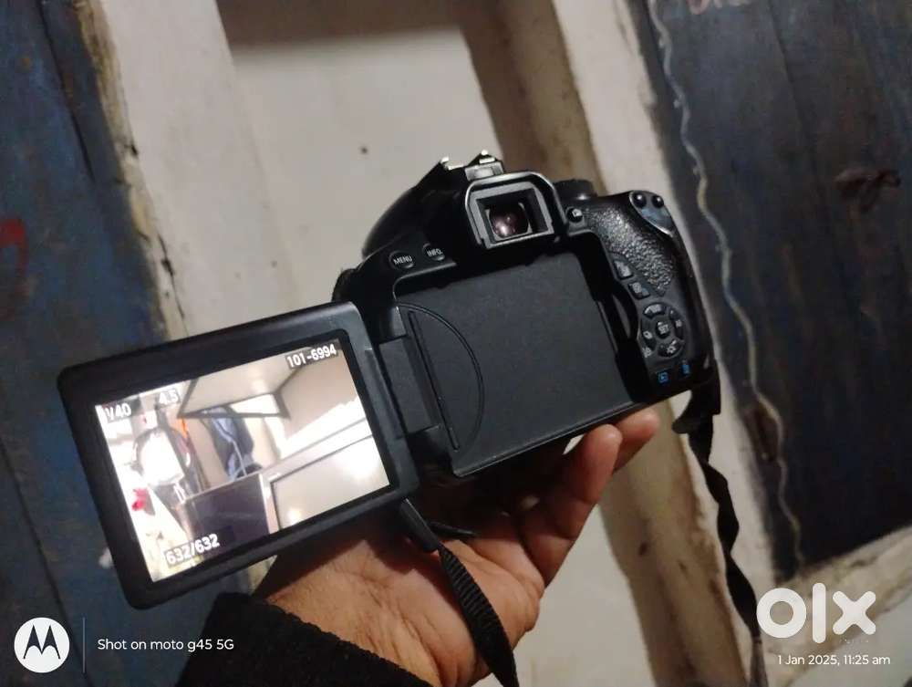 Canon 77d good condition