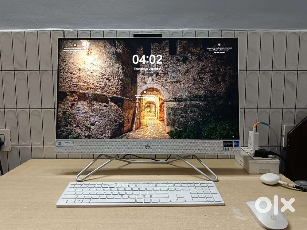 HP 24 All-in-One  12th Gen i3  8GB/512GB SSD New (Price Negotiable)