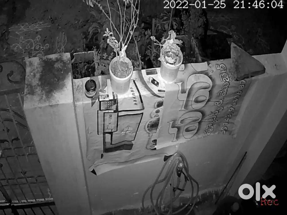 House with 4 portions and 4 bathrooms