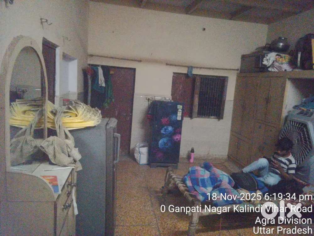 One set with kitchen