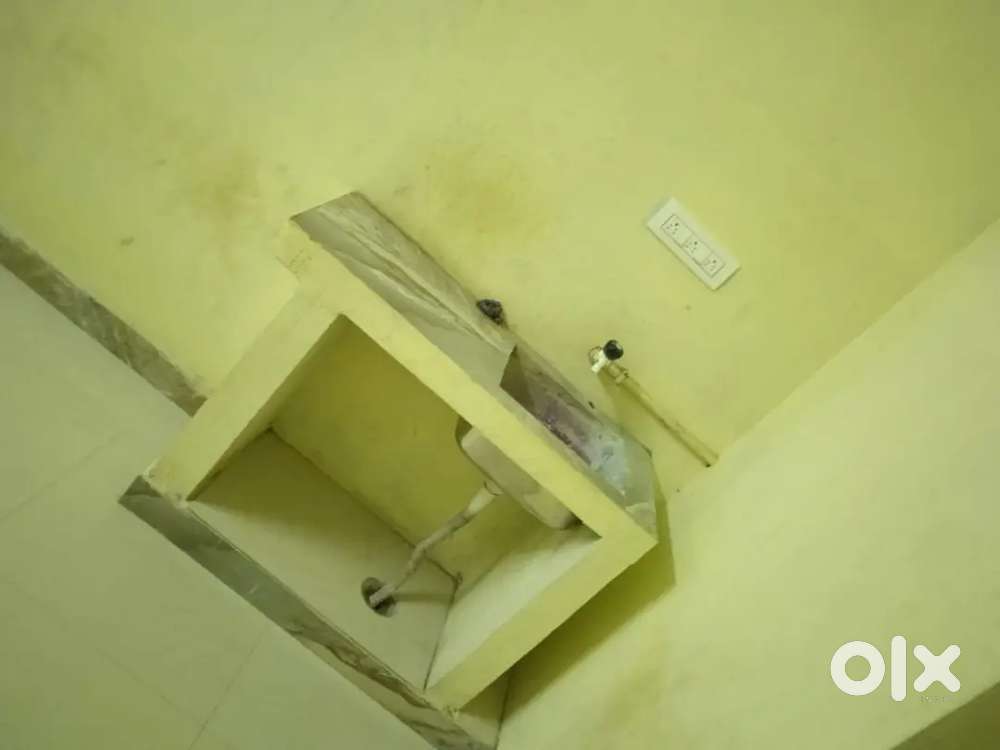 Bachelor's and students Rooms Rent