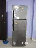 Whirlpool 375 litres fridge latest generation 2025