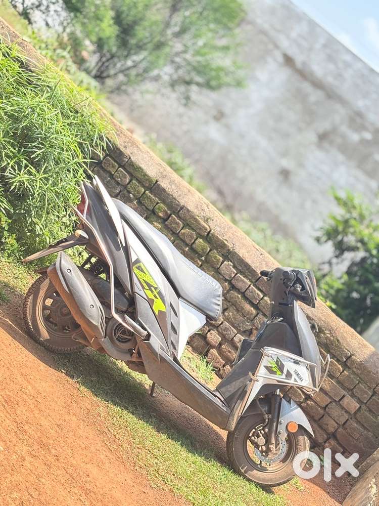yamaha ray zr bs4 best condition