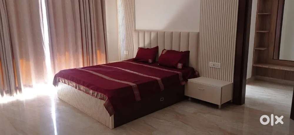 BUILDER FLOOR FOR SALE