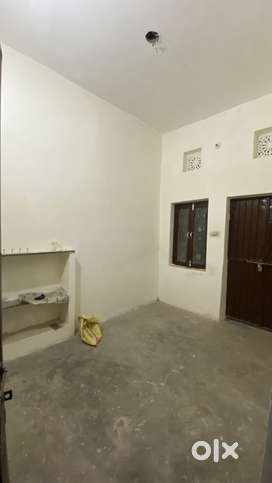 2BHK GROUND FLOOR FOR SMALL FAMILY