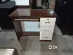 Study table at factory price 2.5*2