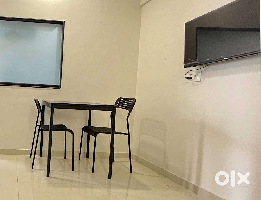 Fully Furnished Shared Accommodation In Vikhroli East - Only For Males