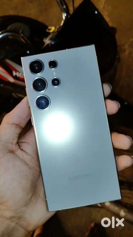 Samsung s24 ultra one month old