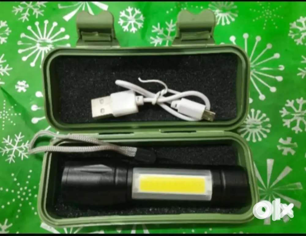 Brand New Rechargable Emergency Mini 2in1 Led Light Metal Body