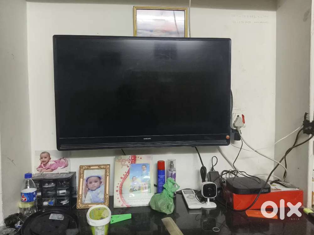 Samsung 32 inches TV