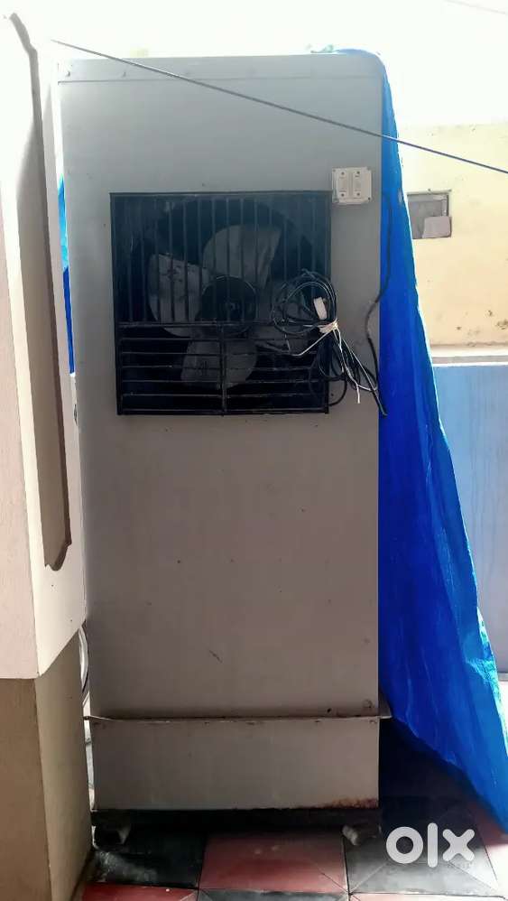 CUSTOMIZED JUMBO COOLER FOR URGENT SALE