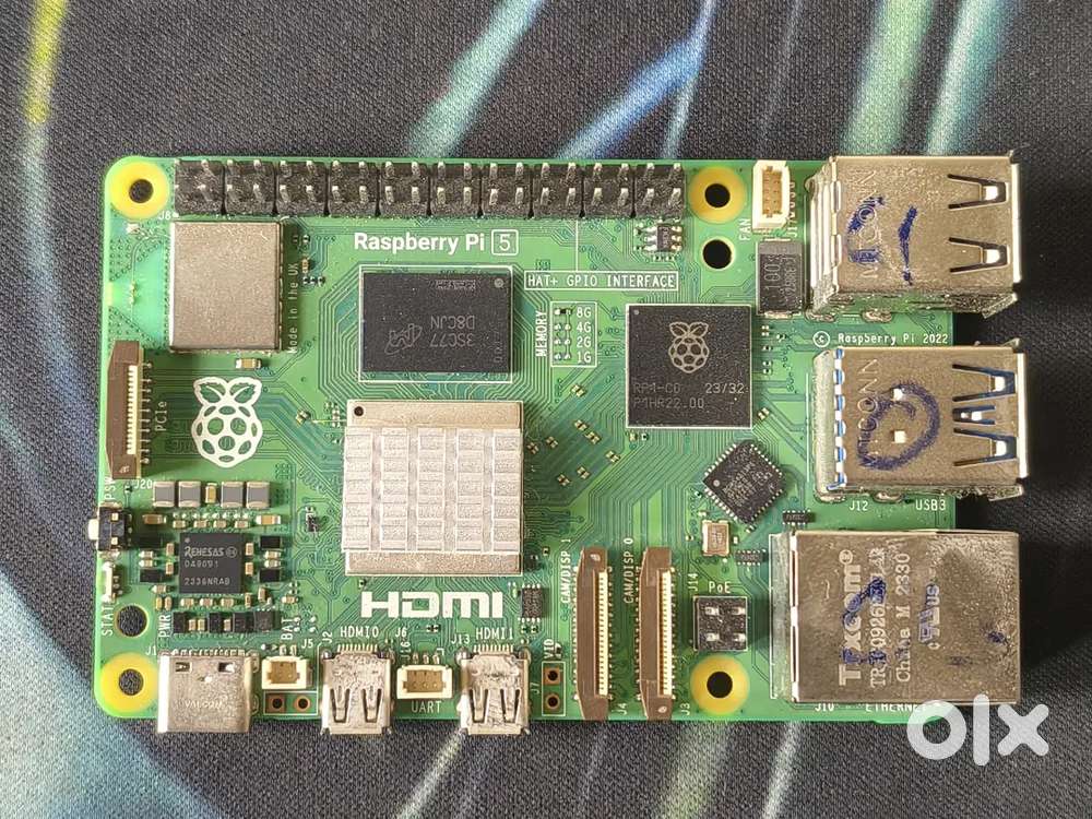 Raspberry Pi 5 (8GB RAM) (32GB High-Speed SD Card Included)