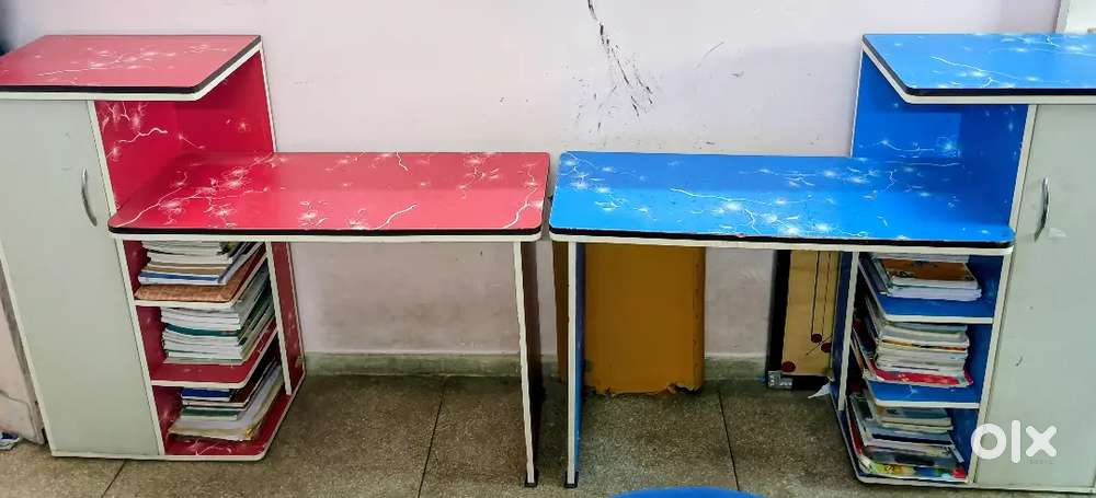 Study tables (2) with attached elmira (used)