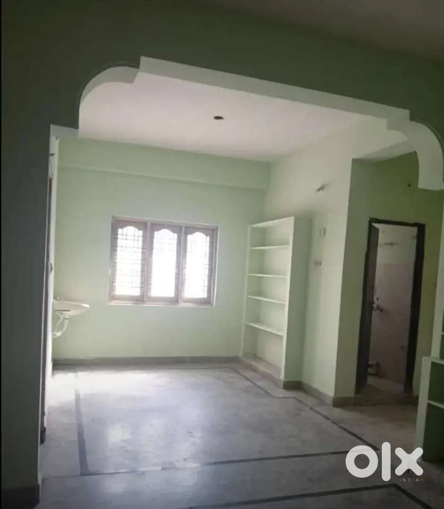 Room sharing for female