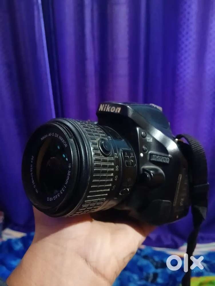 Nikon d5200 with kit lense