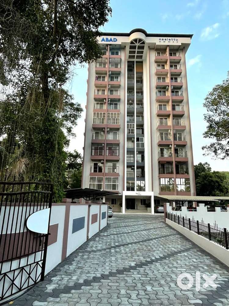2400 SQ FT ABAD NEW DALE SEMI FURNISHED APARTMENT FOR SALE IN KOTTAYAM