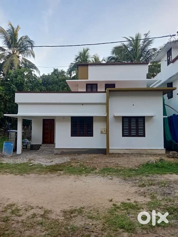Near guruvayoor chavakad, one house full furnished, and brand new semi