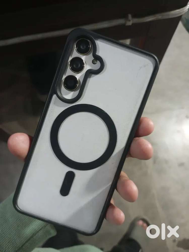 Galaxy F55 8/128 with white skin