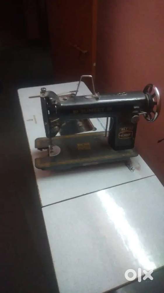 tailoring machine