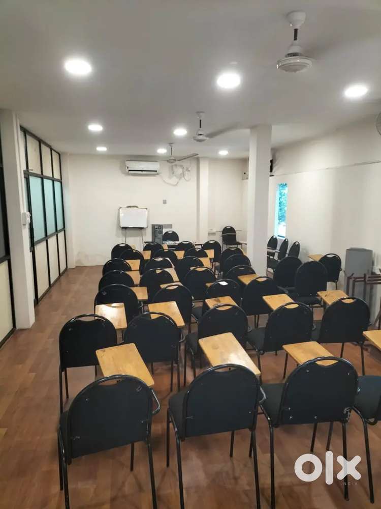 1000 sqft/3000 furnished office academy rent Palarivattom edapally