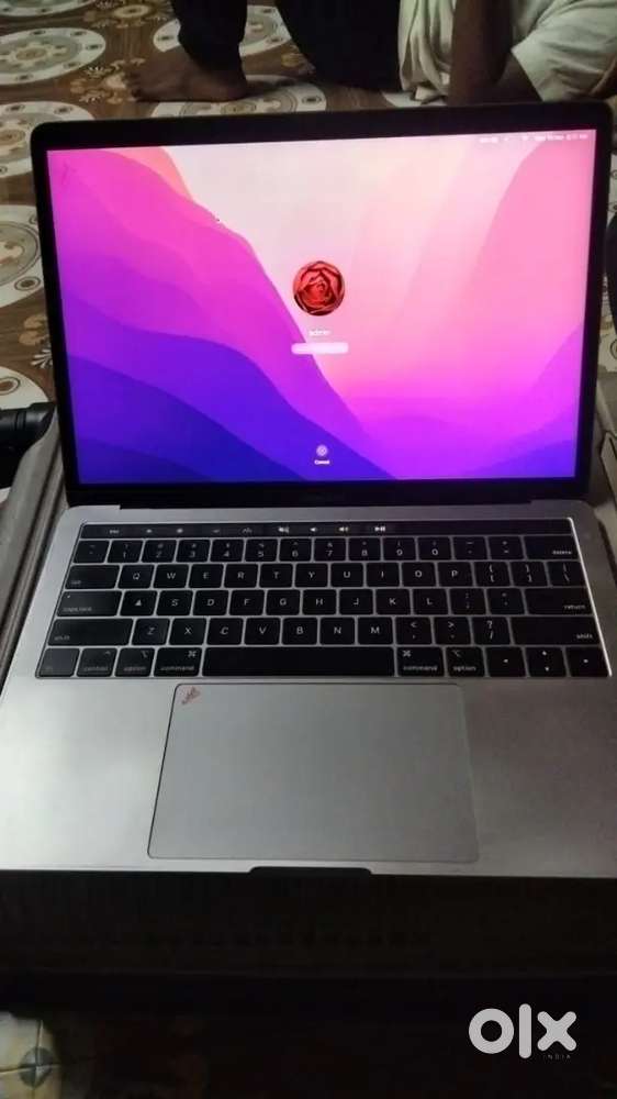 Macbook pro 2018 model