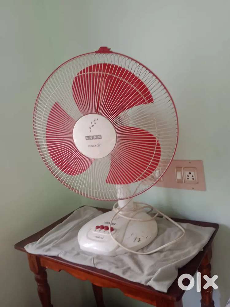 Usha Table Fan