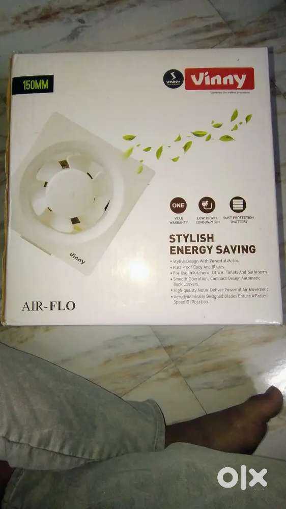 Air Flo fan selling only 600 rs