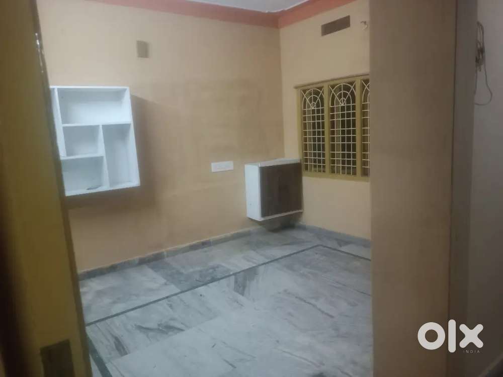 House for rent for family 2 bhk. Opposite Q1 hospital