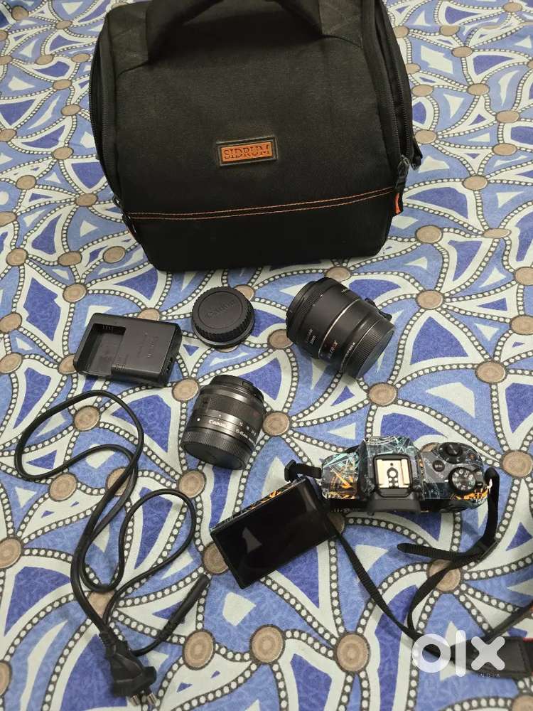 Canon M50 Mark II camera double lens bilkul new condition