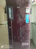 Fridge in good condition look like new