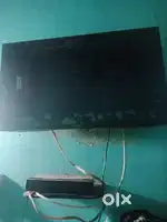 32 inch LCD old but good condition