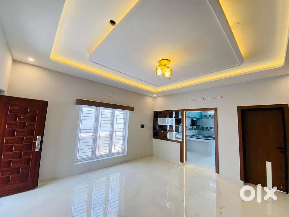 Moolakulam - 800sq.ft - 2 BHK