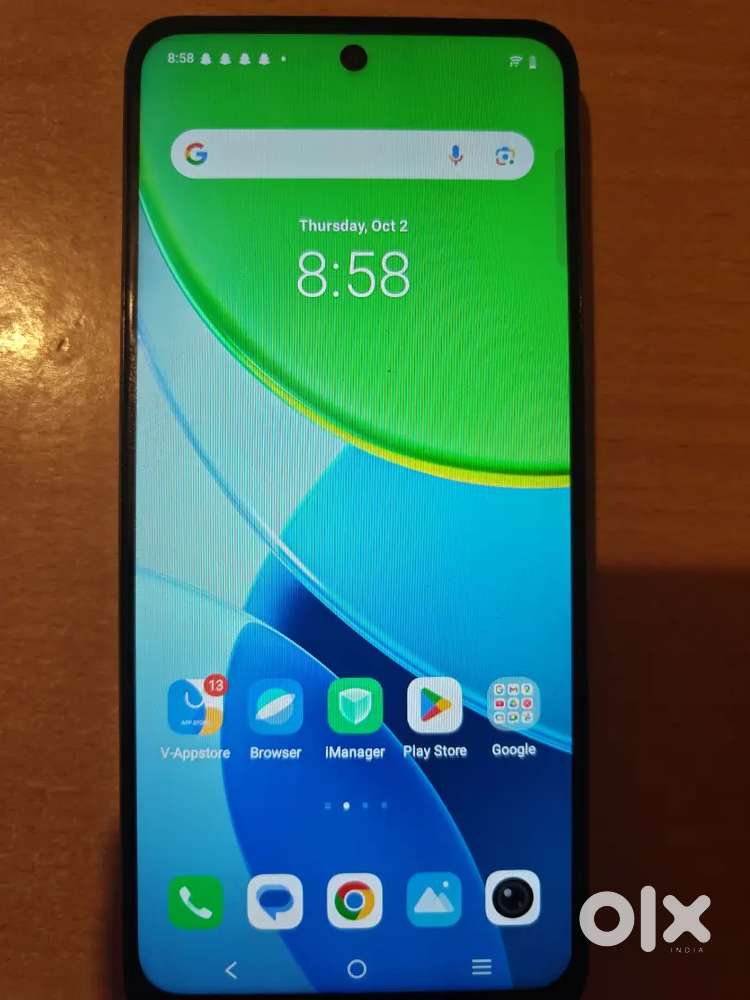 VIVO Y29 5 G 9 MONTHS OLD