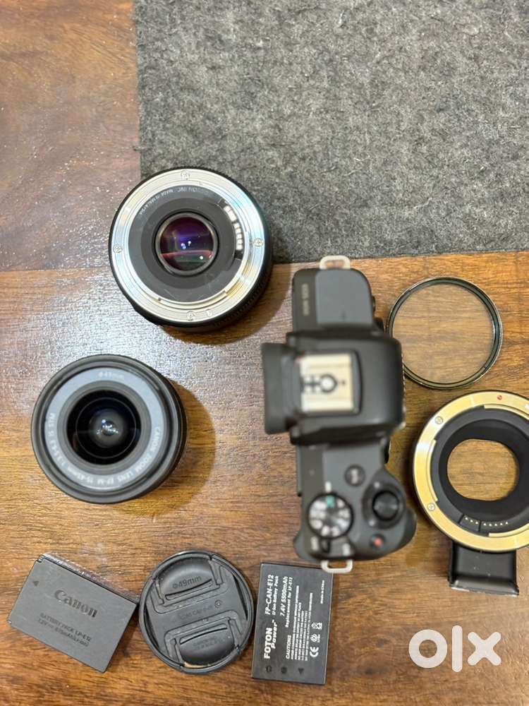 Canon  M50 Mark ii kit 15-45mm+prime lens+ 2 batteries+charger+adapter