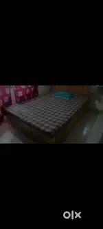 One single room for rent.