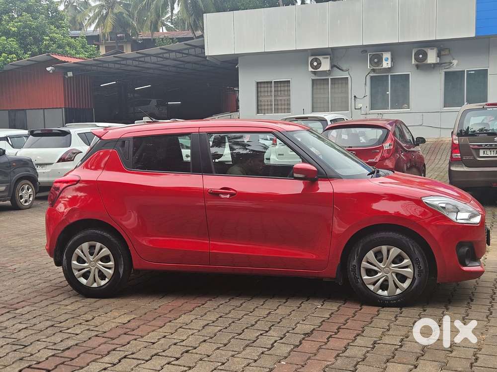 Maruti Suzuki Swift VXi + Manual, 2020, Petrol