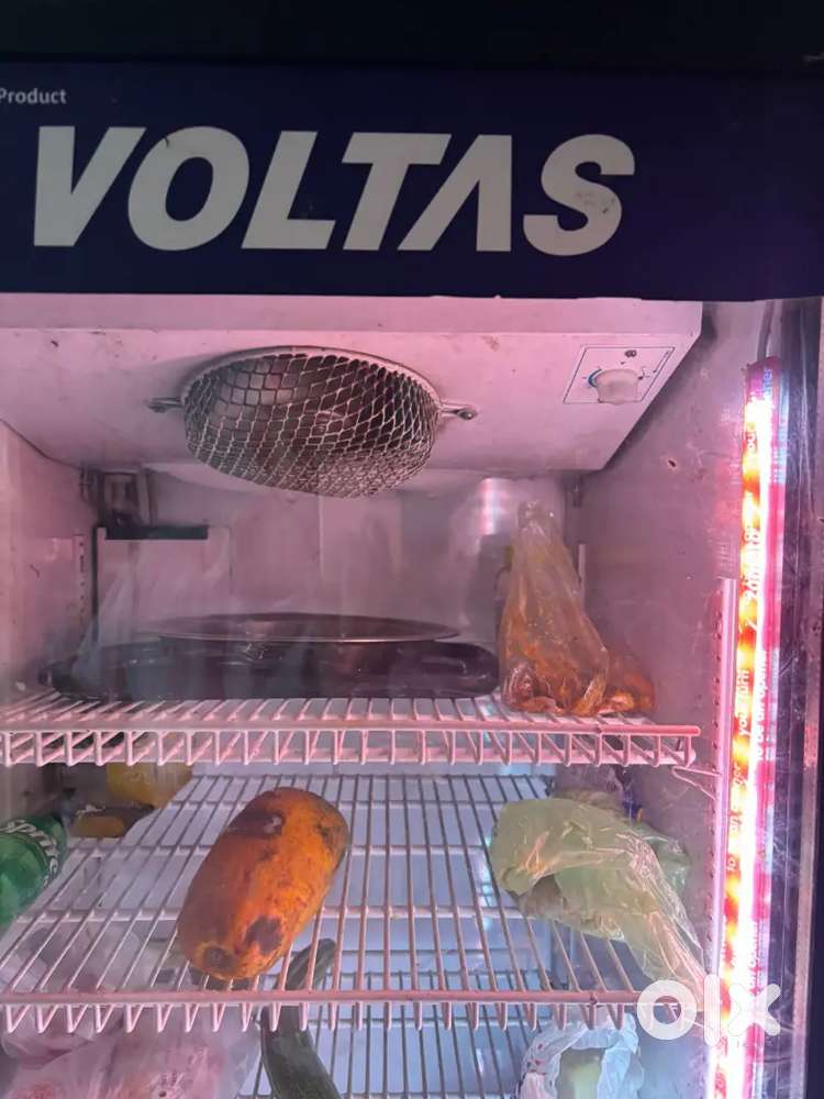 Cold drink fridge