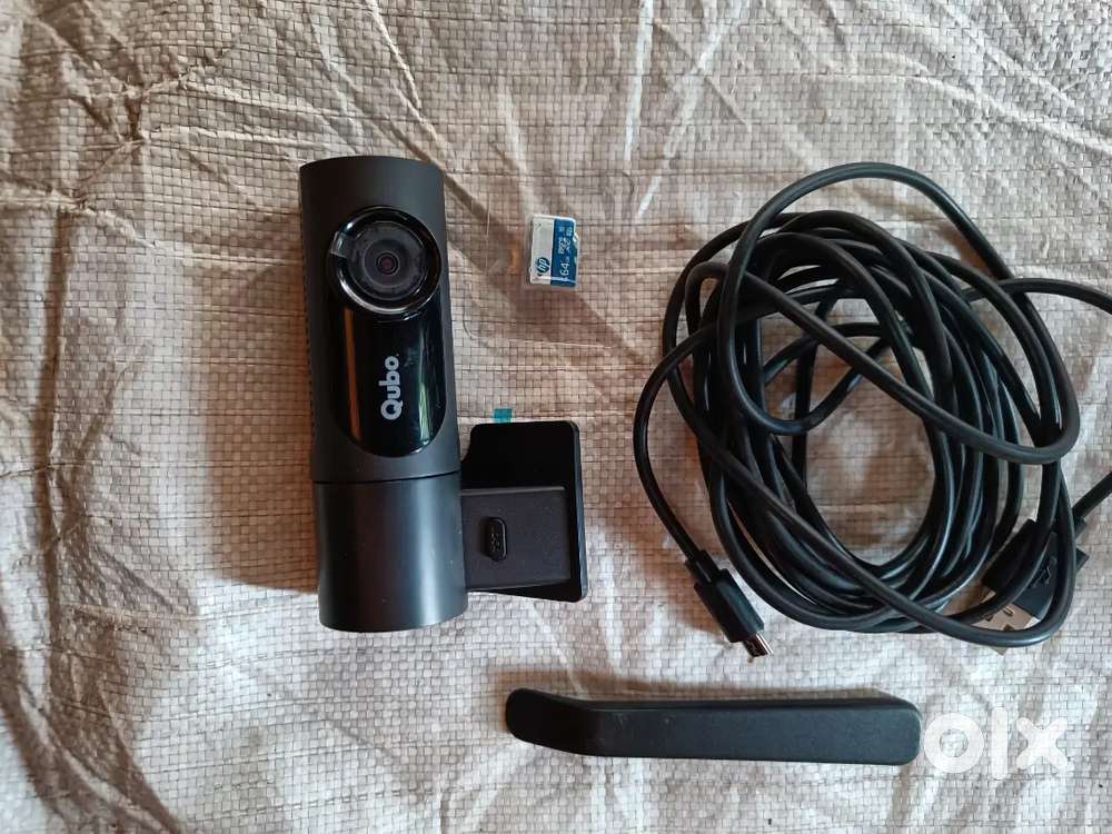 Qubo car Dashcam pro X