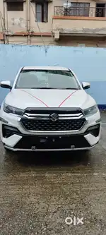 Maruti Suzuki Invicto, 2024, Petrol