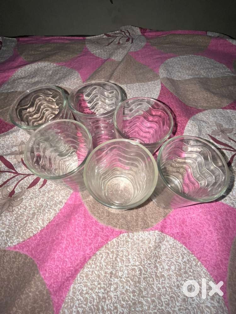 UNUSED Set of 6 Glass