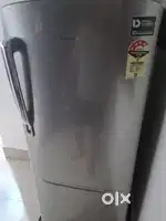 Samsung digital inverter refrigerator.