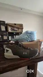Under armour shoes new box pack UK10 Size