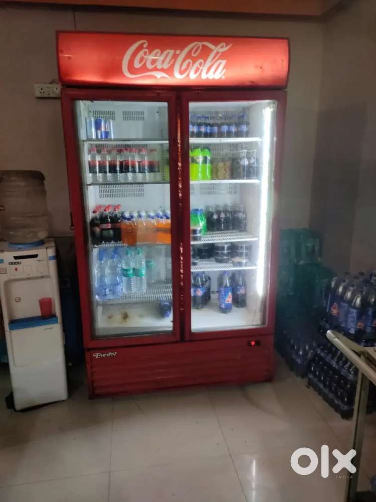 Commercial glass door fridge